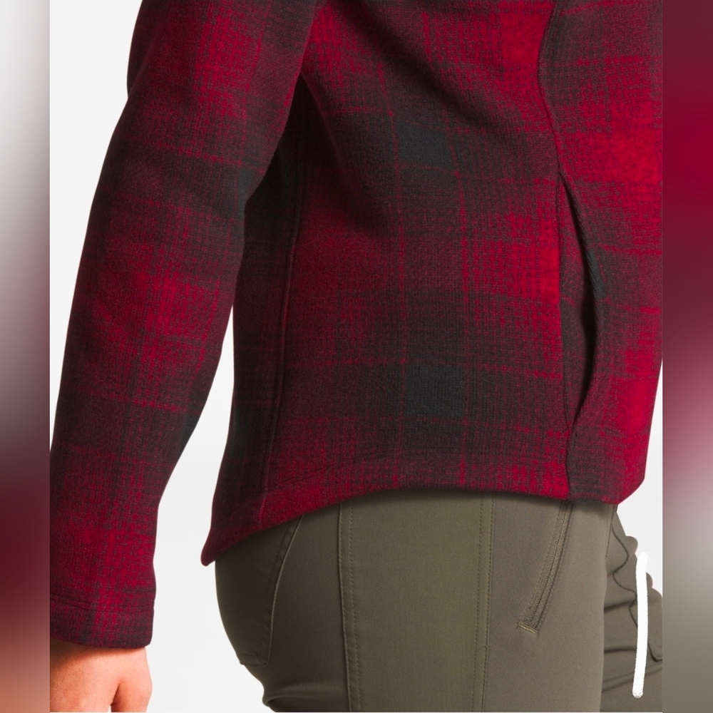 The NorthFace Crescent Red and Black Plaid Hoodie With Toggle Buttons. Size S - Picture 10 of 11